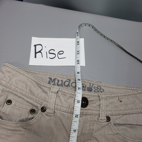 3/$15 Mudd tan low rise skinny Jean's junior size 1 - Picture 9 of 11